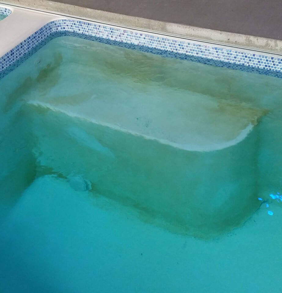 stain in swimming pool